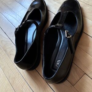 Zara Mary Jane shoes (8.5 US / 39 EU)